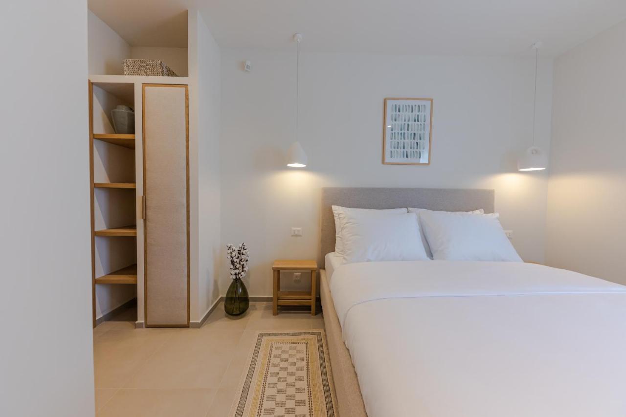 The Olive Poolhouse Apartment Сплит Екстериор снимка