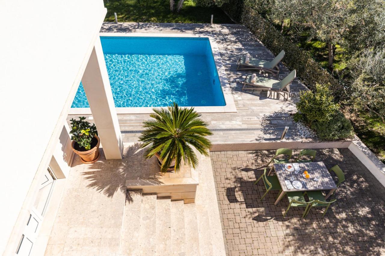 The Olive Poolhouse Apartment Сплит Екстериор снимка