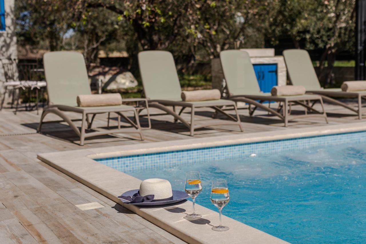 The Olive Poolhouse Apartment Сплит Екстериор снимка