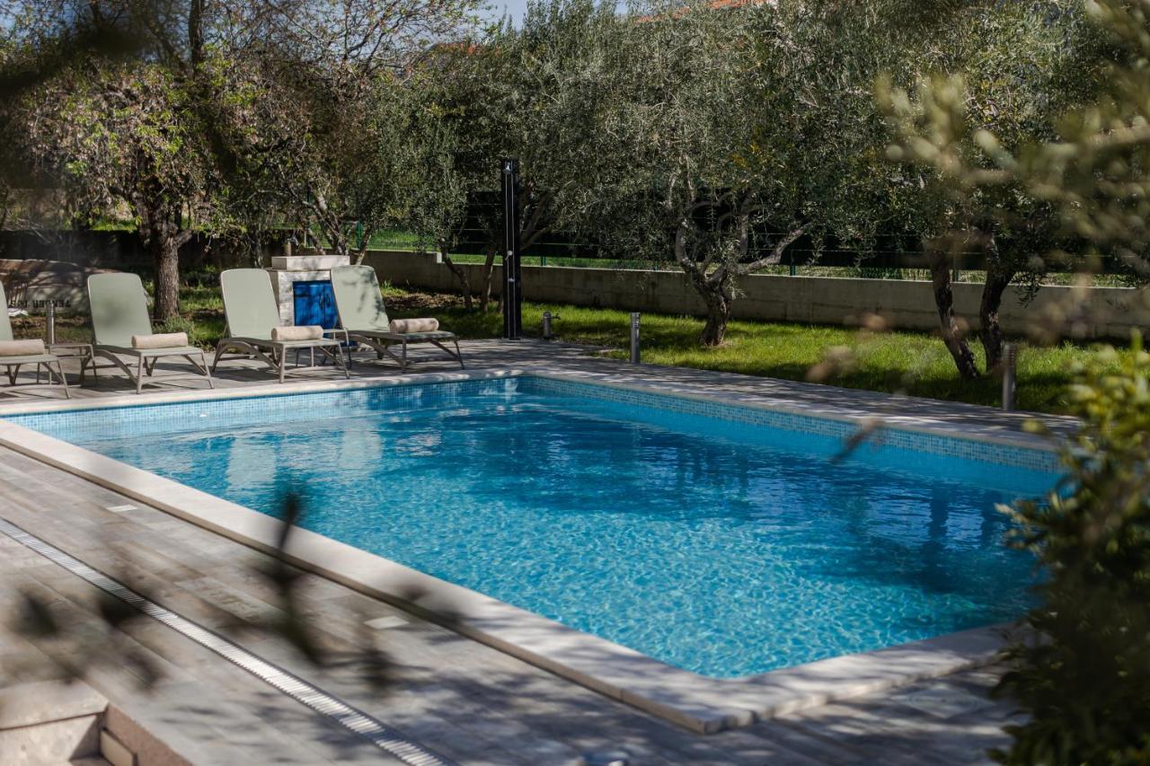 The Olive Poolhouse Apartment Сплит Екстериор снимка